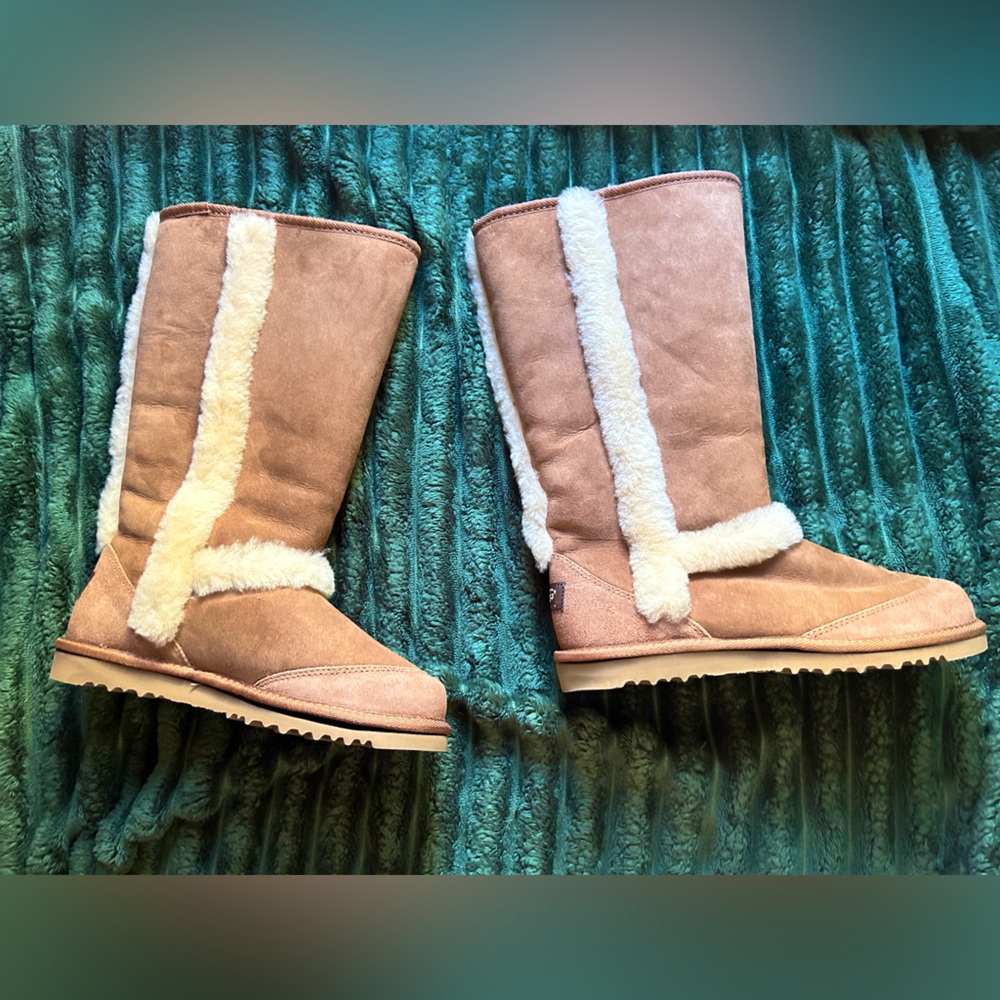 UGG Sunburst Tall Chestnut boots BRAND NEW